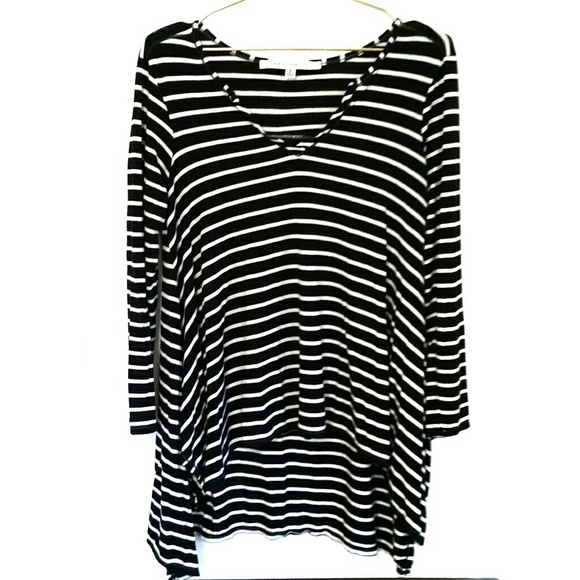Max Studio Tops - Max Studio Flowy Hi Lo Shirt | Black White Striped